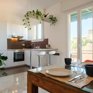  Bed & Breakfast Fabula 3 With Private Bathroom