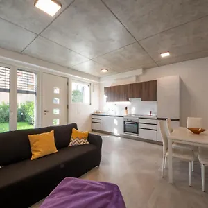 Housmart Toscana 53 White Appartamento