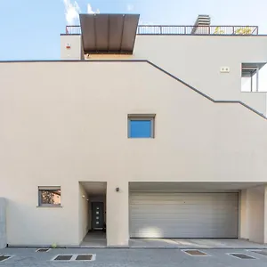 Housmart Toscana 53 Black Appartamento